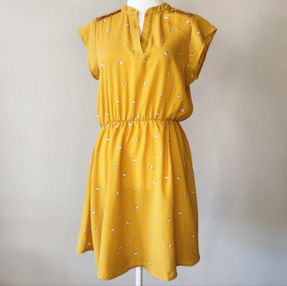 Sweet Rain Mustard Yellow Cap-Sleeve Mini Dress Paper Airplane Print Medium - Picture 13 of 15